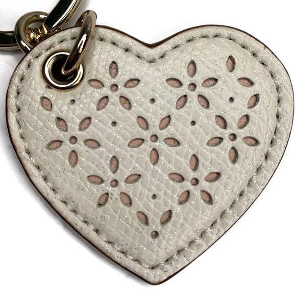 Coach Eyelet Laser Cut Heart Chalk Keychain Fob - Picture 2 of 3